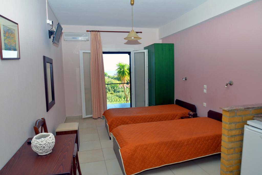 Krystallia Apartments Dassia  Bagian luar foto